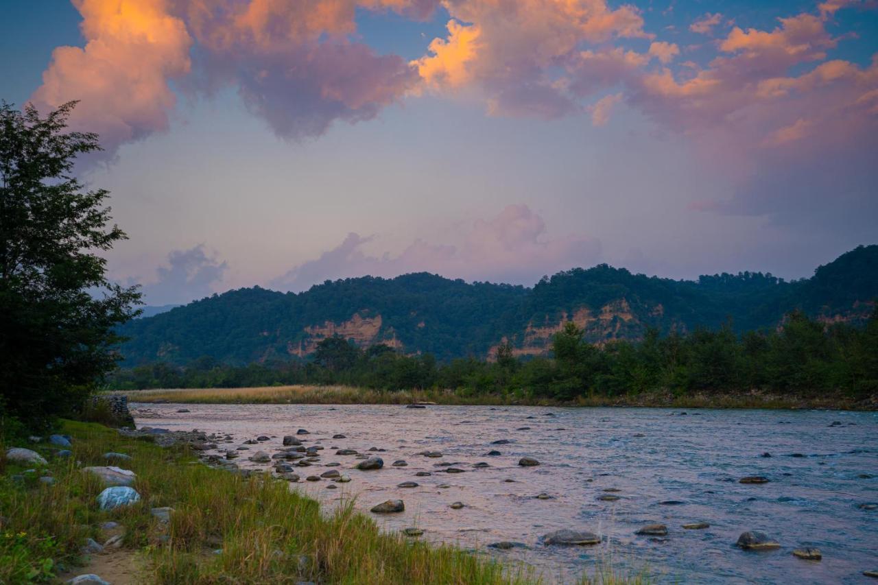 The Hosteller Jim Corbett Garjia Exterior photo