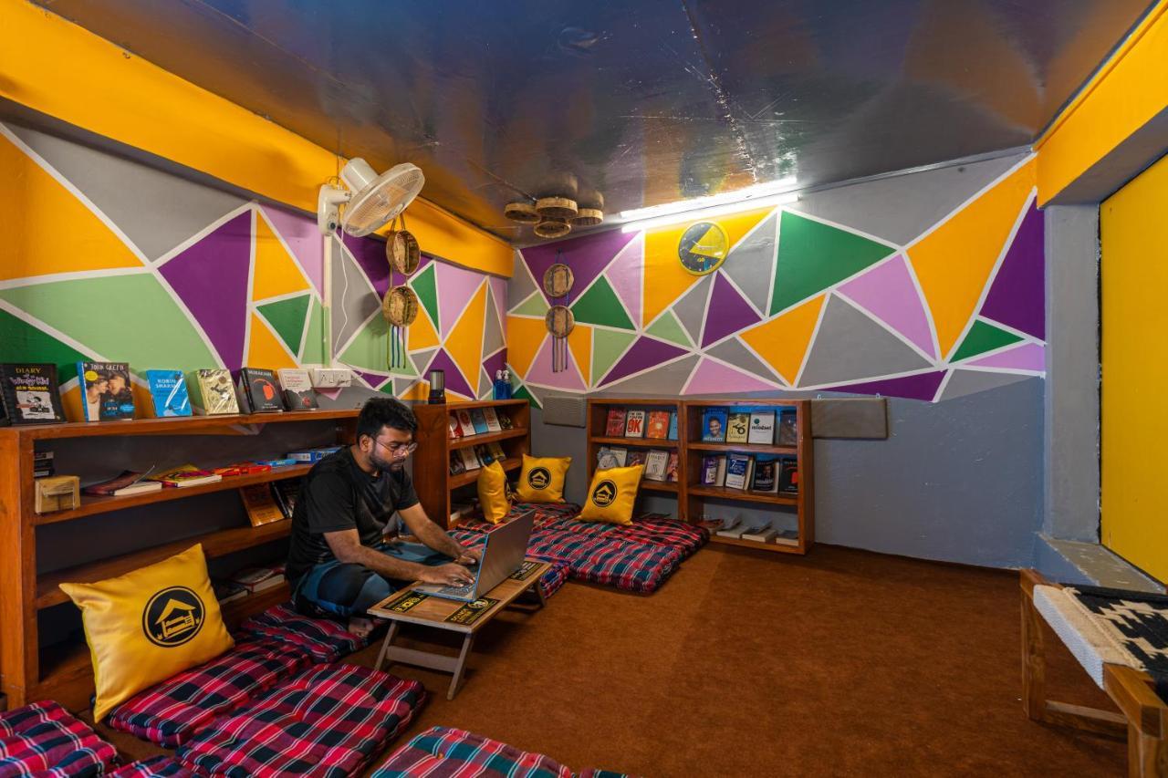The Hosteller Jim Corbett Garjia Exterior photo